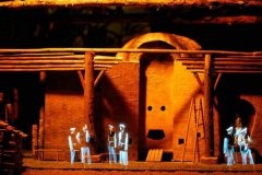 幻影成像和全息投影是什么关系？区别差异在哪