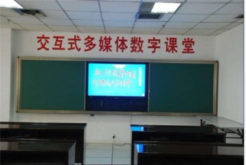 连云港超窄边液晶拼接屏厂家