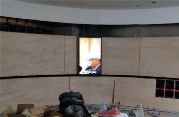 长沙展厅互动滑轨显示屏